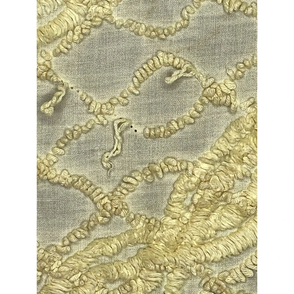 Vtg Twin‎ Yellow Floral Chenille Bedspread 92x108